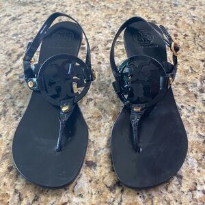 Tory Burch, black hill Millers size 8